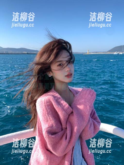 推女神 - 办公室风格再升级，施忆佳Kitty酱精美写真合集曝光.txt