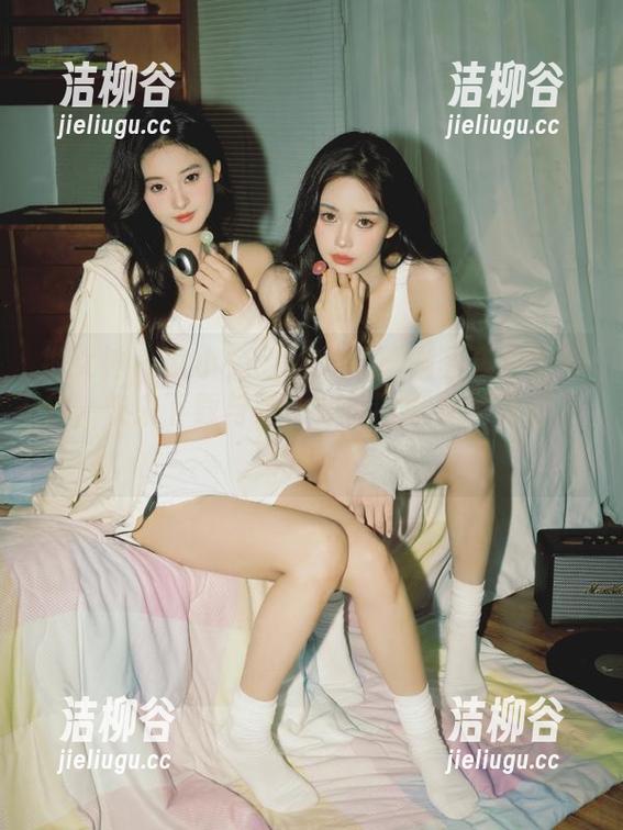 推女神 - 歆小兔chobits瑜伽图集免费开放，快来下载与她一起体验瑜伽的无穷魅力.txt