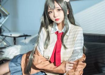日奈娇的万圣节魅力，恶魔皮衣美图壁纸让你流连忘返.txt