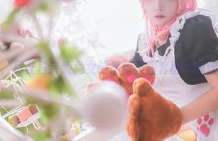 滚烫诱惑，尽在日奈娇兔女郎最新美图套图中展现无遗.txt