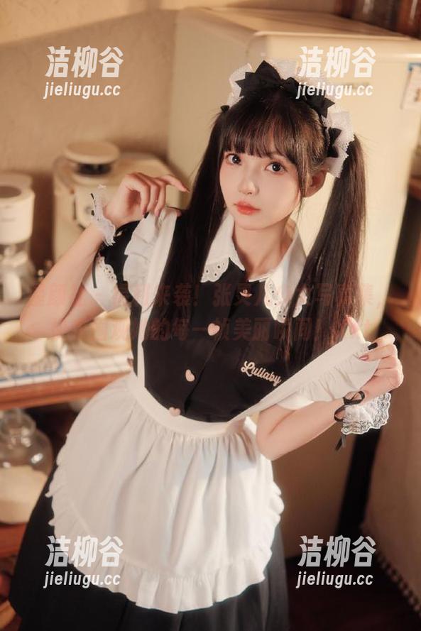 星颜社 - 福利来袭！张灵儿少女写真集，快来围观她的每一帧美丽瞬间！.txt