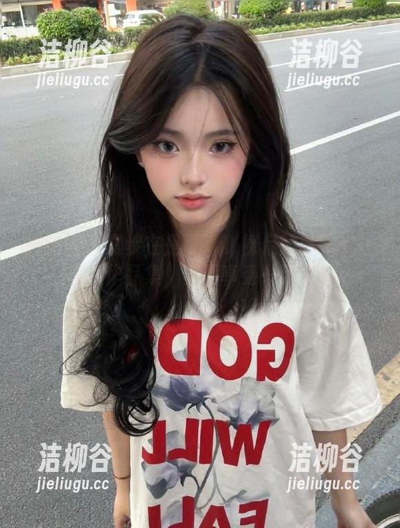 微密圈 - 漫步在是可馨吖裸足的梦境中：精彩作品集，下载享受一切.txt