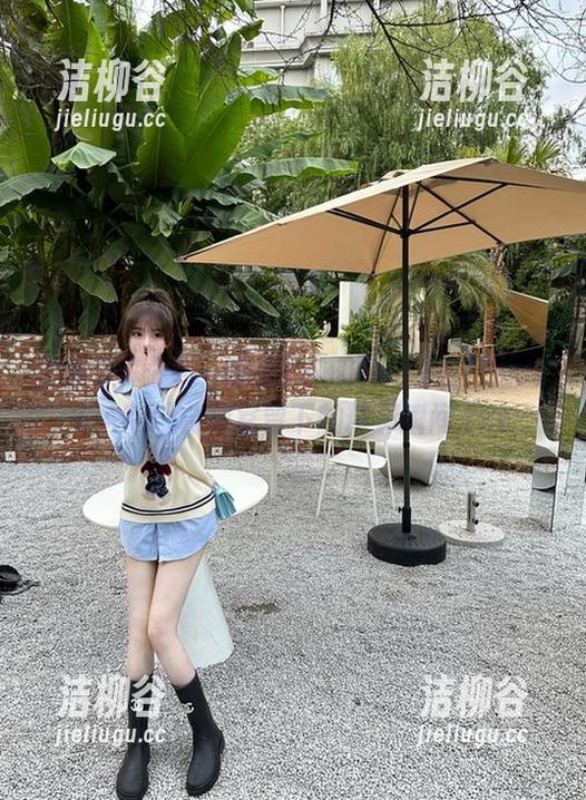 最新写真分享：普美Bomi(보미)在[BLUECAKE]台球室留下的精彩瞬间.txt