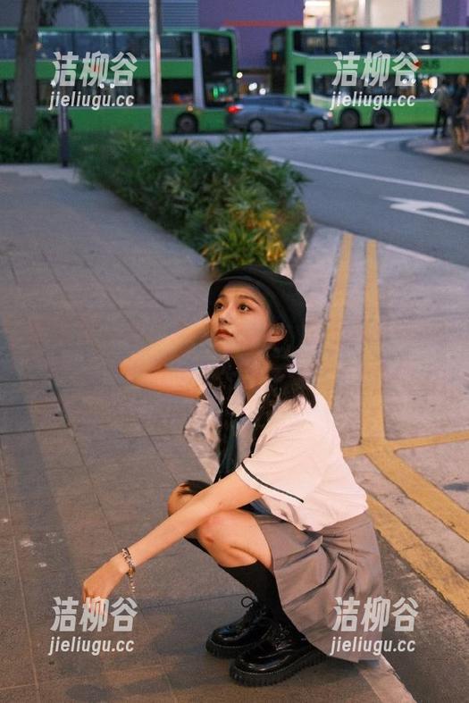 微密圈 - 无圣光无限可能，解密有你喵的油亮写真合集.txt