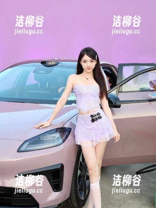 微密圈 - 走出神秘的修女领域，林子喵Lynne作品集震撼来袭，立刻下载绝不后悔！.txt