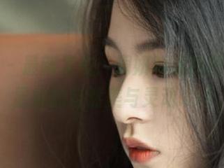 果团网 - 最新发布：周妍希清纯图包，尽显她的自然美与灵动.txt
