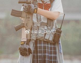 柒柒不可爱学姐高清原图写真特辑，捕捉她的每一个细腻瞬间与动人瞬间！.txt