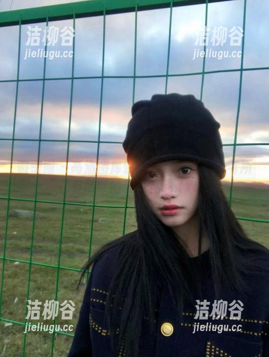 微密圈 - 高清图库聚焦：梦里一只喵与所有吊带的艺术互动.txt