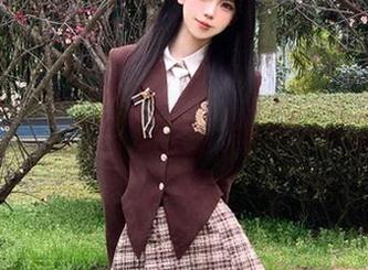 森萝财团 - 探索小樱水手服精选图库，让每一寸画面都散发出青春的气息！.txt