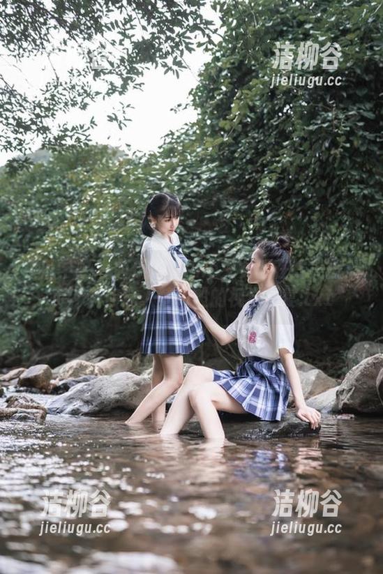 模范学院 - 萌琪琪Irene兔女郎在线美图展示，带你进入梦幻般的视觉盛宴.txt