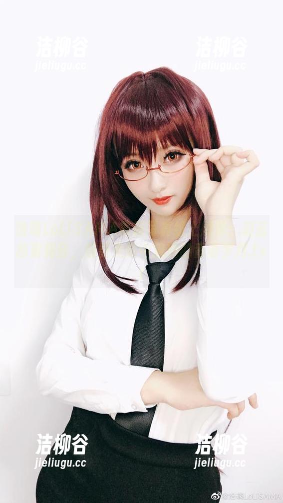 洛璃LoLiSAMA 洛璃LoLiSAMA最新写真线上展示:蔚蓝档案莉音,感受光影中流淌的青春岁月.txt