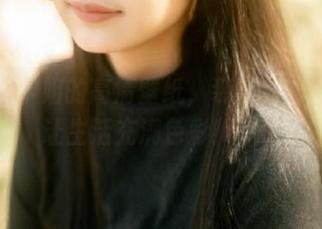 浅安安学姐的高清壁纸，装点你的桌面，让生活充满色彩！.txt