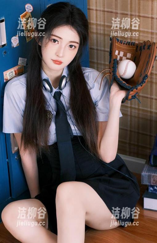 渡边早季Saki 不可错过!渡边早季Saki的美足写真原图,让你一见倾心.txt