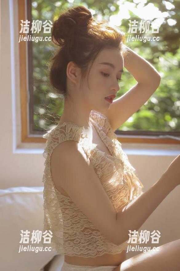 爱蜜社 - 高清美图分享：张思允Nice女仆写真让你体验别样的视觉盛宴.txt