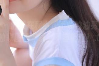 爱蜜社 - 沉浸在程小烦不烦的油亮魅力里：独家图集下载，不容错过！.txt