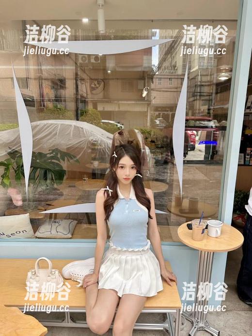 物恋传媒 - 欣赏不止一面，嘉木秘书写真合集免费下载，快来收获惊喜吧！.txt