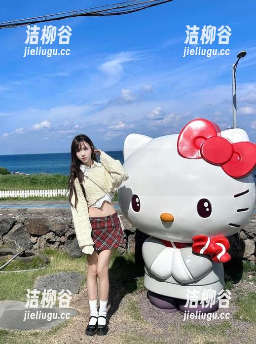 物恋传媒 - 天台梦影：小谷的高清写真合集带你领略不一样的风情.txt