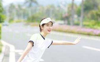 物恋传媒 - 追踪泡泡的万圣节摄影之旅，高清美图构建神秘梦幻世界.txt