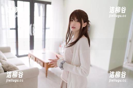 眼酱大魔王w棕丝写真合集：感受光影交错中的别样魅力.txt