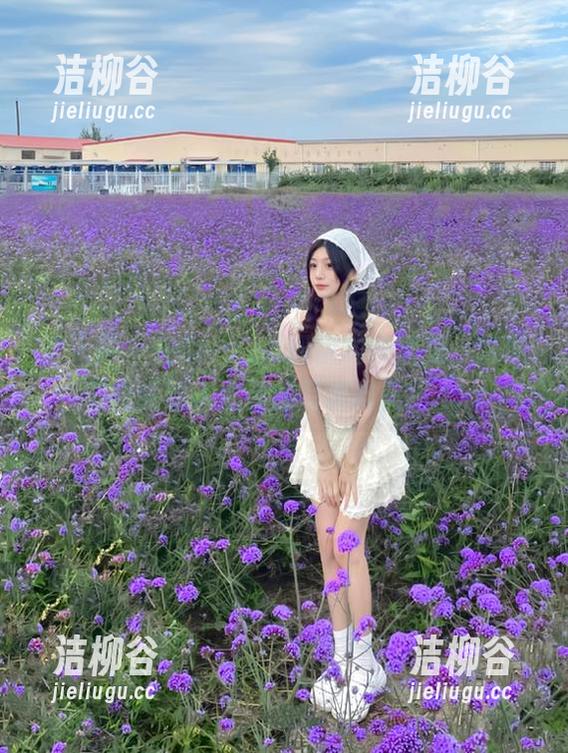 秀人网 - 在Cris_卓娅祺的教室里，发现那幅幅动人心弦的写真与美图.txt