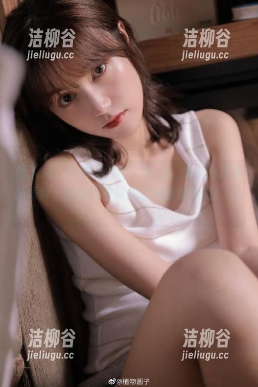 秀人网 - 下载无门槛！Suki_baby兔女郎写真，看看这位博主的神奇魅力吧！.txt
