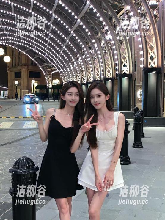 秀人网-baby嘉茵 秀人网 - 感受baby嘉茵美足的纤细:精致写真照片合集带你领略风采.txt