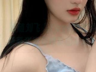 秀人网 - 跟随刘飞儿Faye姐姐的美图写真，感受甜蜜与纯真的奇迹.txt