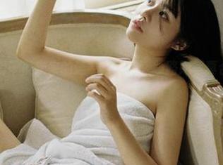 秀人网 - 观看千夜未来的连衣裙作品，领略她写真合集中的独特风格.txt