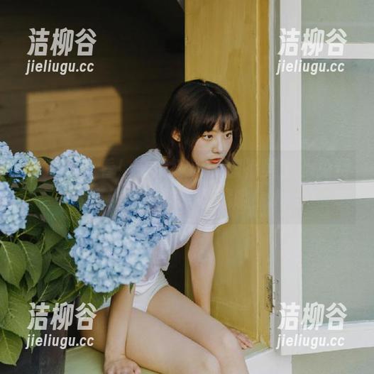 秀人网 - 看！奈奈Fox的旗袍美图，免费分享给你，快来收藏哦！.txt