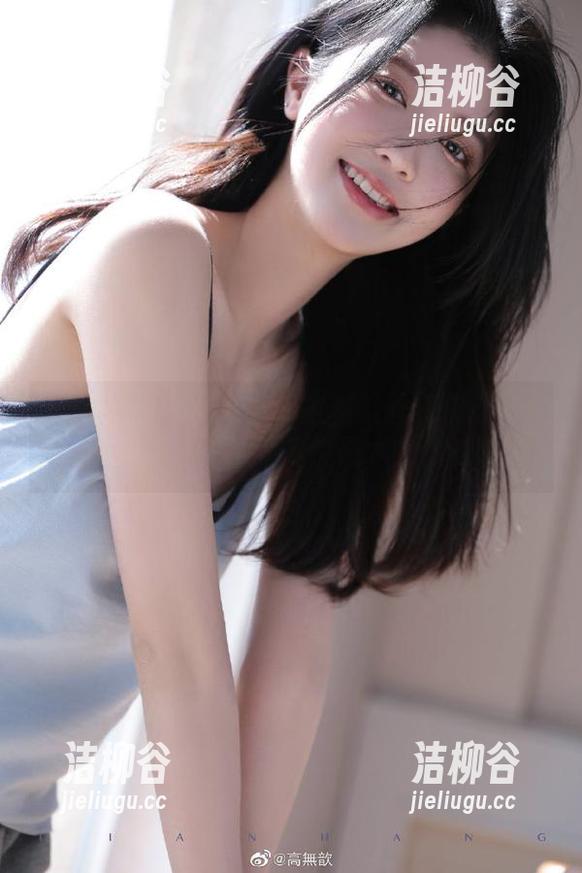 秀人网 - 奈汐酱nice的和服图集精选：展现优雅气质，感受传统艺术的韵味.txt