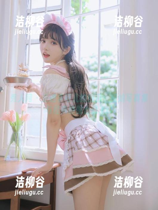 秀人网 - 走进李可儿的厨房：厨娘写真集与经典原图合辑.txt