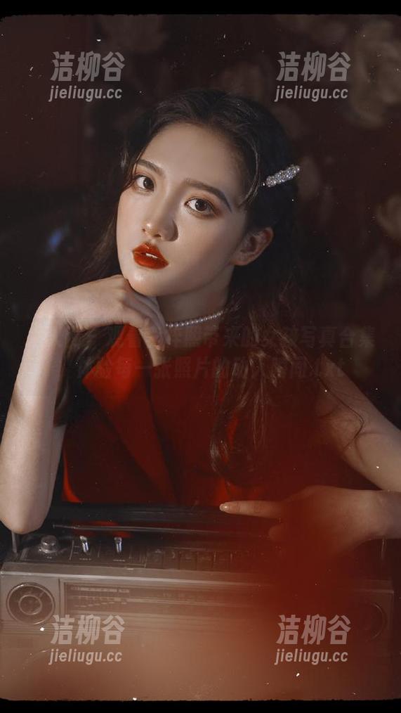 秀人网-李梓熙 秀人网 - 观看李梓熙带来的女孩写真合集,体验每一张照片的动人瞬间.txt