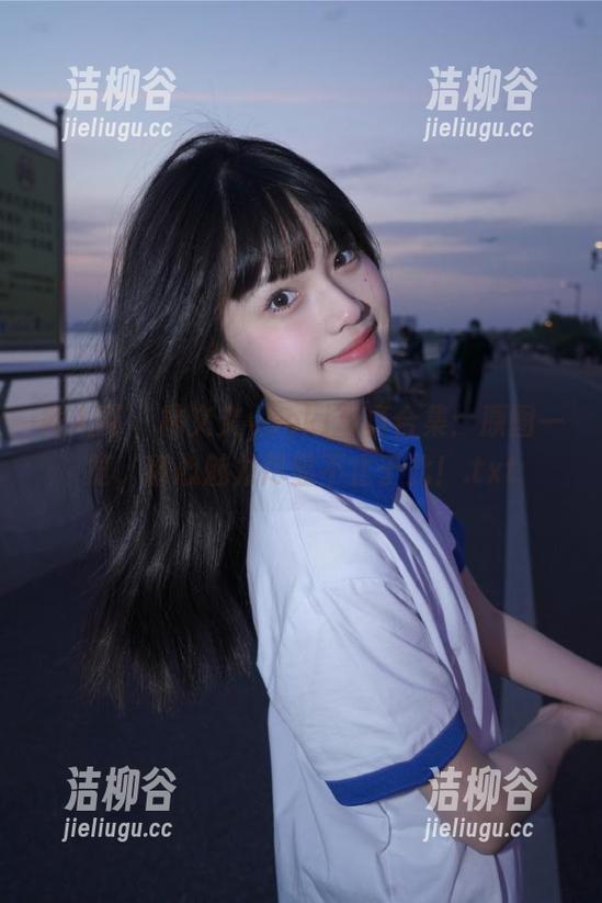 秀人网 - 林文文yooki写真合集：原图一览，甜心魅力尽显不止于此！.txt