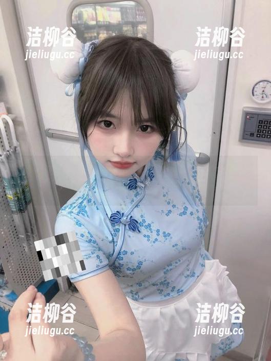 秀人网 - 欣赏葛征黑白写真之美：全面原图与套图下载资源合集.txt