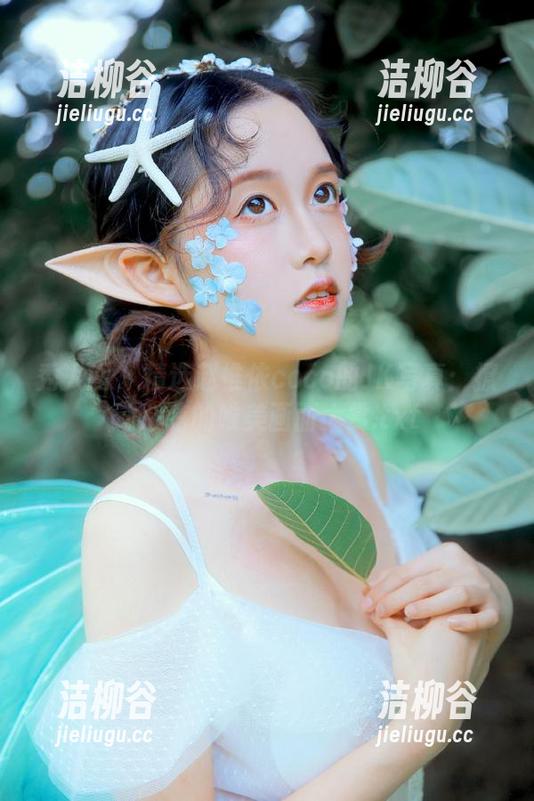 秀人网-赵惟依coco 秀人网 - 精选赵惟依coco的JK写真:撩动心弦的唯美画面大赏.txt