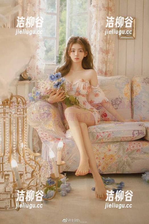 秀人网-顾楚楚 秀人网 - 探索顾楚楚的厨娘魅力,独家写真网盘合集限时下载!.txt
