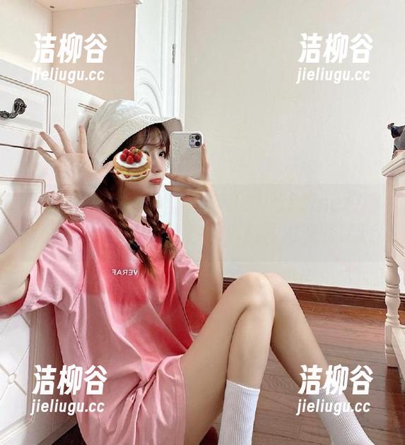 秀人网 - 不可错过的黄可Christine校服写真，丰富资源带你回到校园时光！.txt