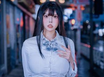 秋和柯基与水中仙的撞击：精彩写真集与原图讨论.txt