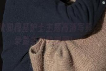 欣赏秋和柯基护士主题高清写真，原图记录最美丽的瞬间！.txt