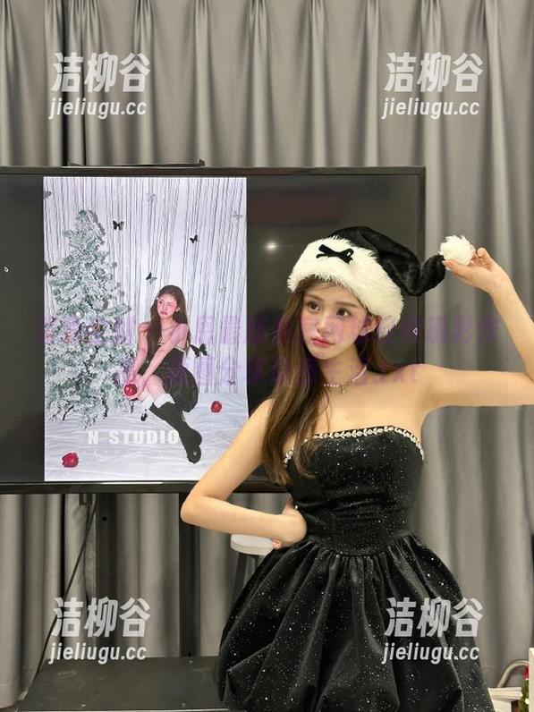 紧急企划 - 小恩最新私房网球经典摄影作品，原图分享动感生活.txt