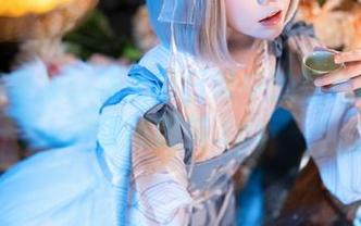 最新写真集：绮太郎日常中的轻松时刻与甜美微笑.txt