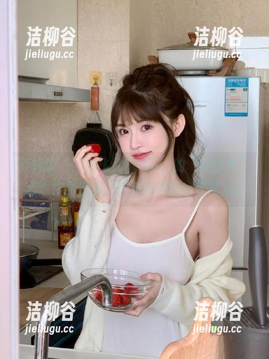 美媛馆-刘飞儿Faye 美媛馆 - “刘飞儿Faye”的“死库水”艺术作品分享,绝美图片等你欣赏.txt