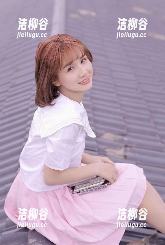 美媛馆-王馨瑶 美媛馆 - 定制你的梦想:王馨瑶女王作品造型风格全解析.txt