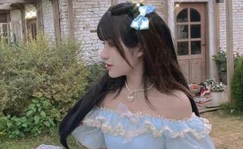 听说“芊川一笑MNK”的灰丝越来越火，赶快到网盘下载一部收藏吧！.txt