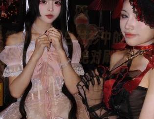 芊川一笑MNK在白衬衫中的无圣光美图，保证让你笑到翻，绝对刷新你对写真界的理解！.txt