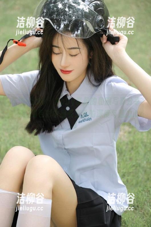 花漾show - Abby李雅的和服写真分享：在绚丽色彩中感受文化的深度与魅力.txt