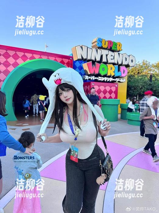 免费提供菌烨tako户外写真照片，与你分享大自然的宁静与魅力！.txt