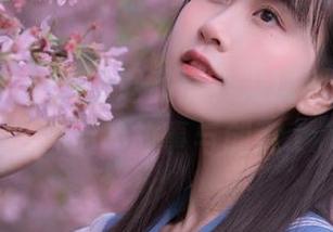 深入萌芽儿o0的遐私房，发现那些精选COS背后的故事与创意.txt