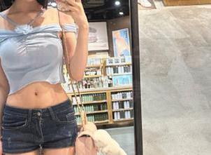 袜啵啵 - 走进小甜豆的户外世界，唯美美图与壁纸齐分享！.txt
