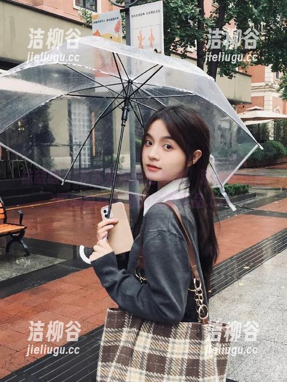 袜啵啵-苏苏 袜啵啵 - 苏苏姐姐倾情奉献,精选美图展现她独特风格的写真作品.txt